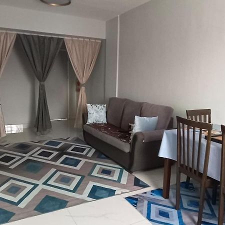 M.Fr Homestay Pangsapuri Putra Damai Putrajaya Exterior foto